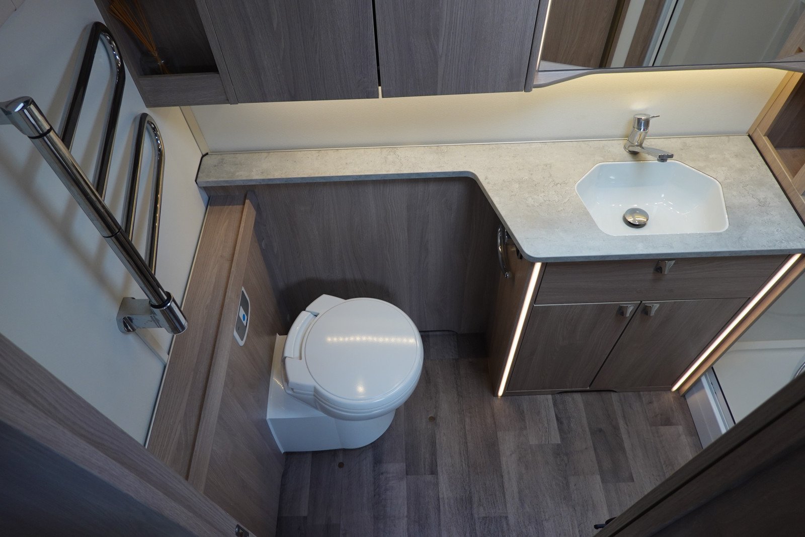 CARAVANE KABE IMPERIAL HACIENDA 1000 CU/DU TDL KS – Image 7