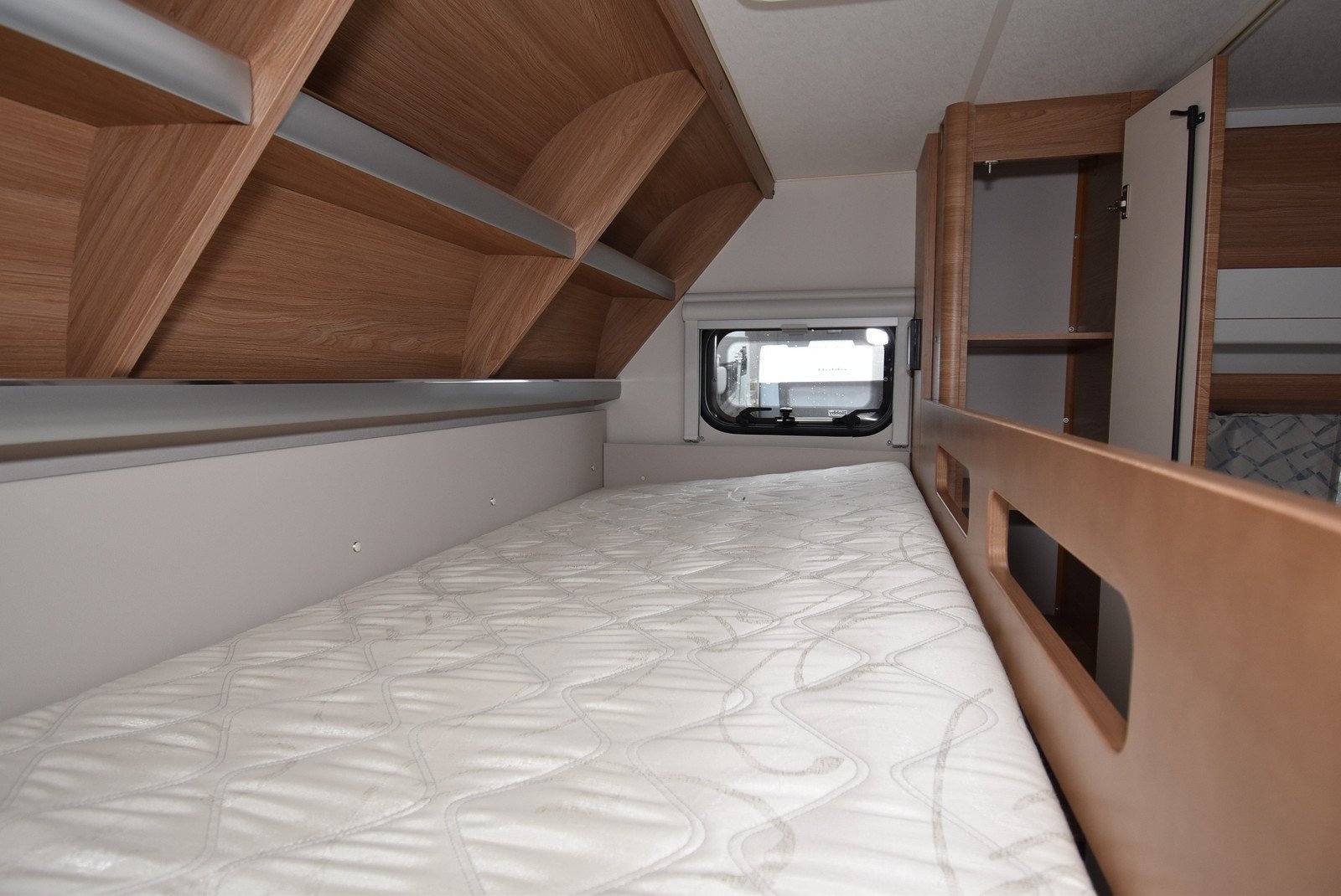 Caravane de luxe Hobby 540 KMFe – Image 17