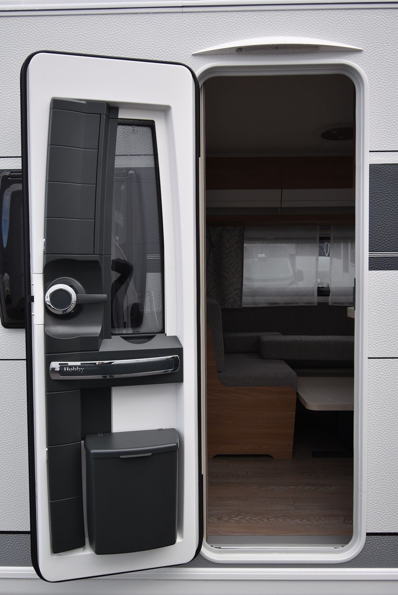 Caravane de luxe Hobby 540 KMFe – Image 15