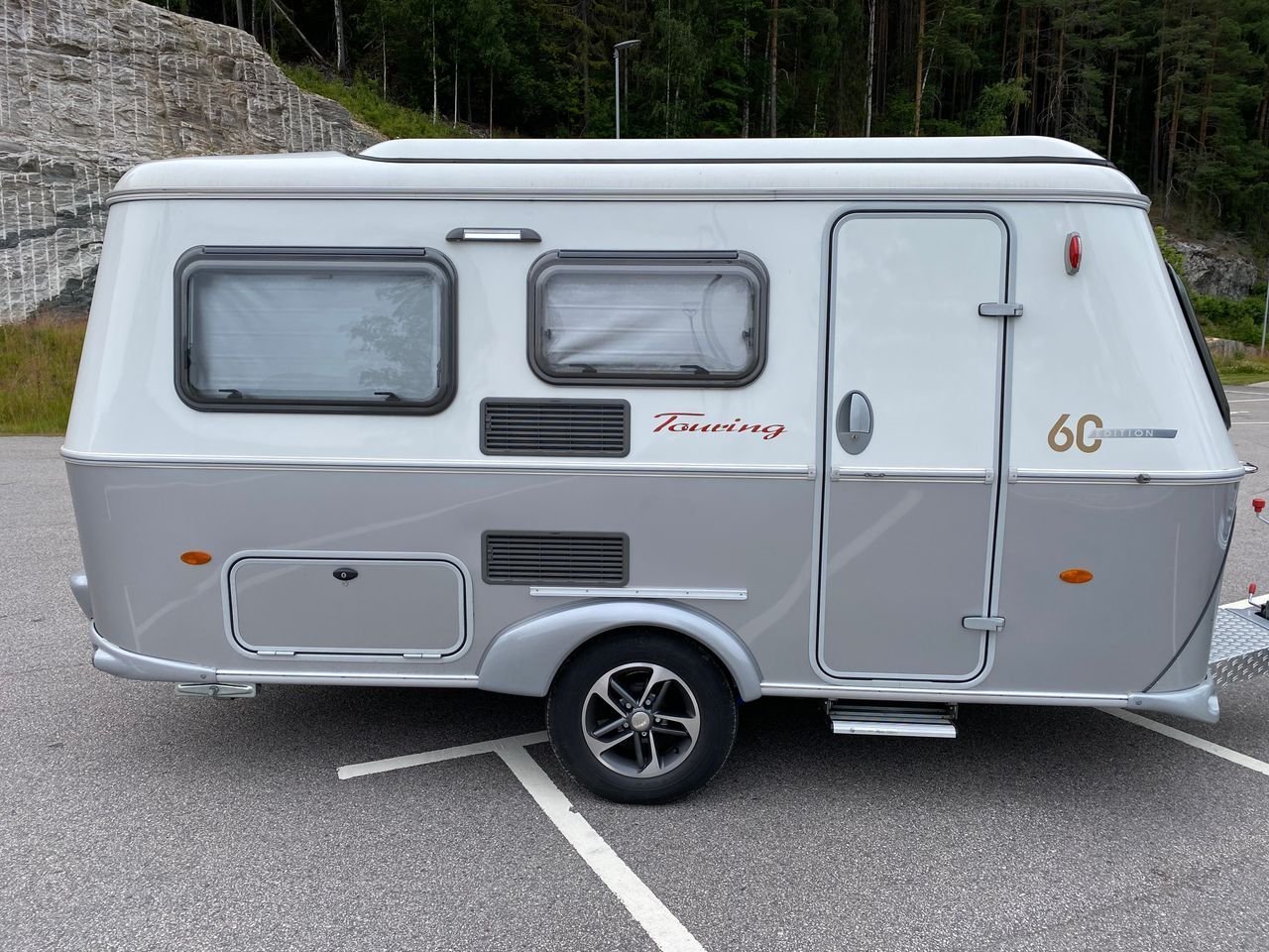 Caravane Hymer Touring Troll 430 60 Edition – Image 22