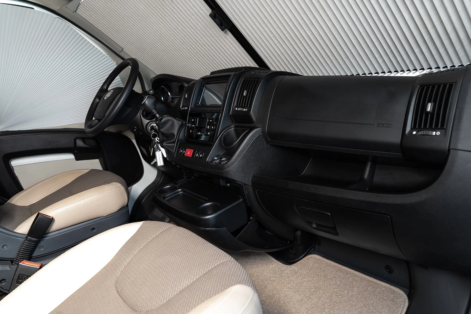 Adria Compact SLS Slide Out – Image 31