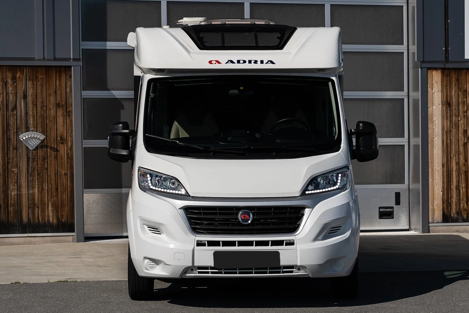 Adria Compact SLS Slide Out – Image 36