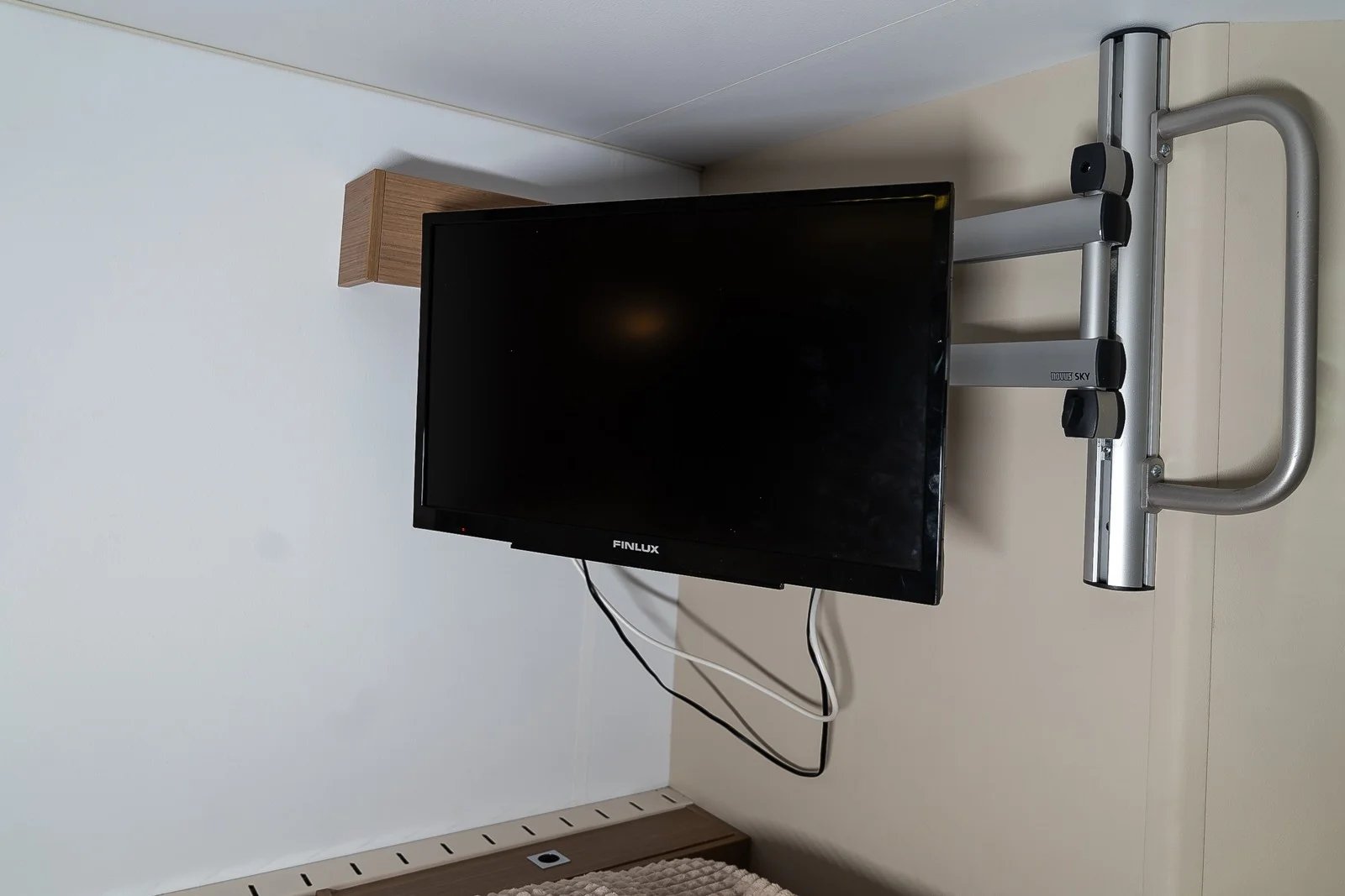 Adria Compact SLS Slide Out – Image 15