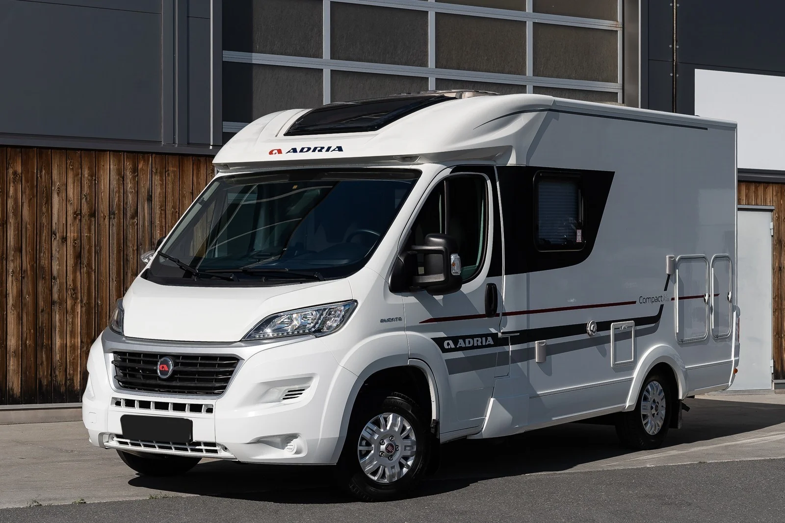 Adria Compact SLS Slide Out – Image 34