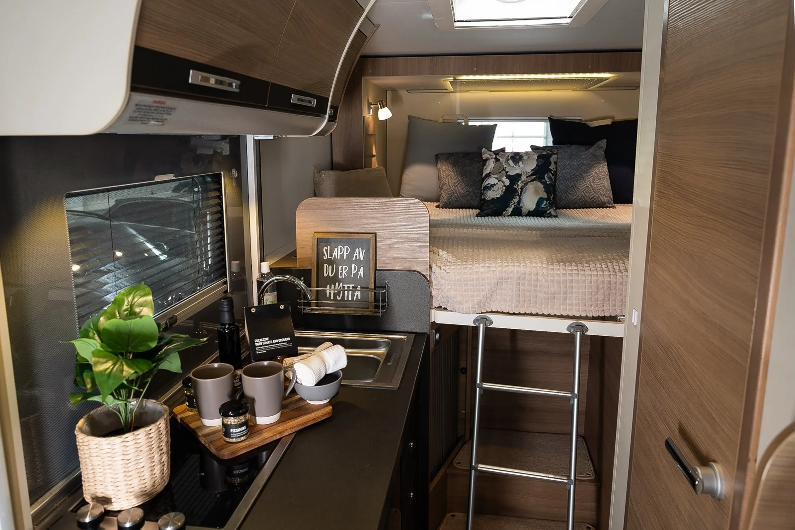 Adria Compact SLS Slide Out – Image 25