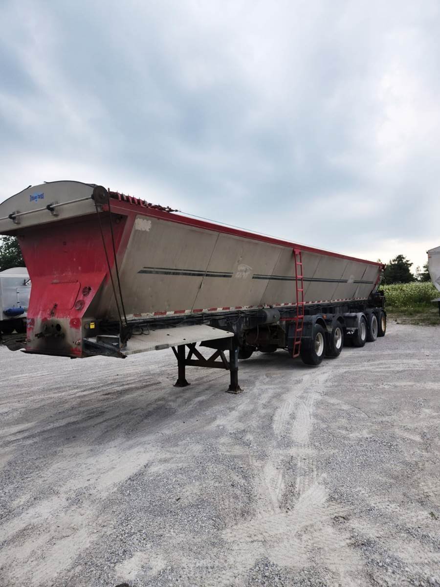 Remorque à courroie à fond mouvant Trail King 2011 de 48 pi à 5 essieux