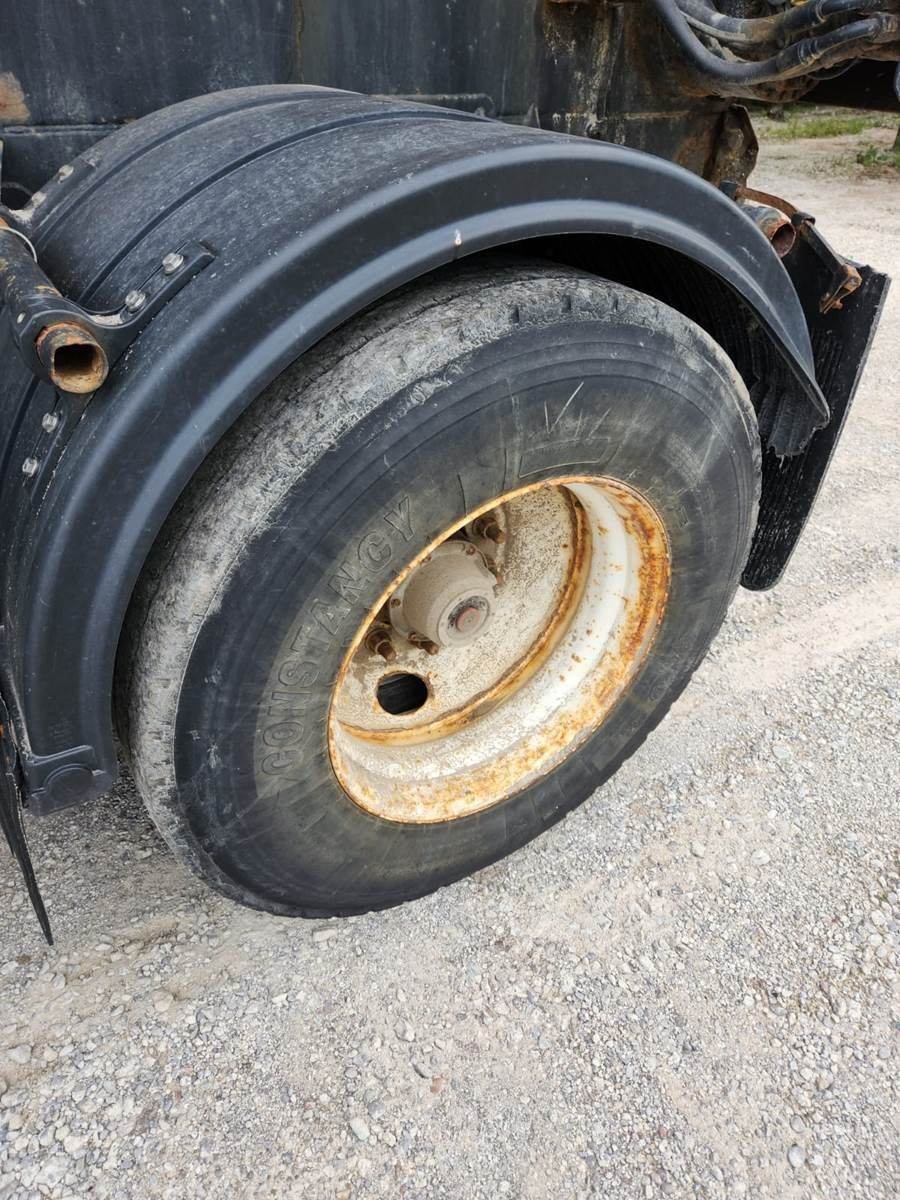 Remorque à courroie à fond mouvant Trail King 2011 de 48 pi à 5 essieux – Image 6