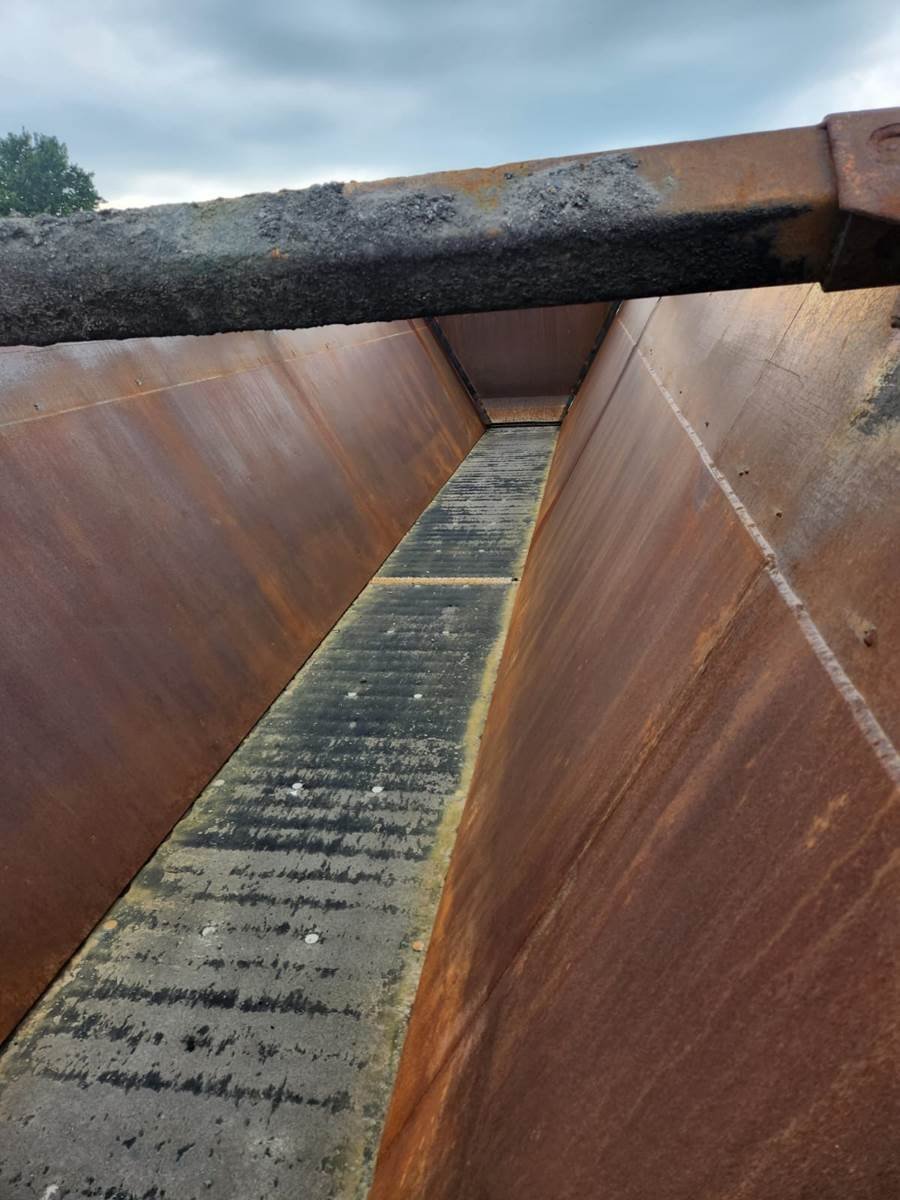 Remorque à courroie à fond mouvant Trail King 2011 de 48 pi à 5 essieux – Image 3