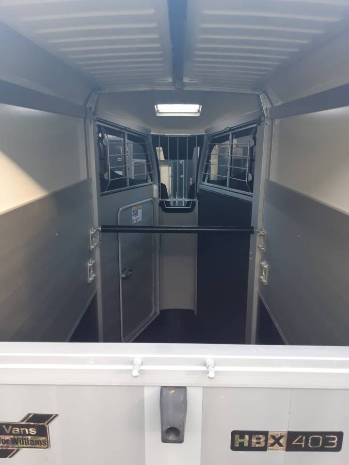 IFOR WILLIAMS – HBX 403 – 1.5 PLACES – Image 2